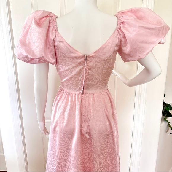 Vintage Pink Princess Puff Sleeve Floral Bridal Dress (S) - Picture 5 of 13